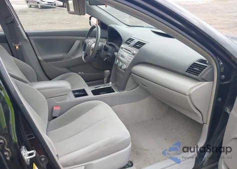 2009 Toyota Camry z USA, uszkodzony, nr VIN 4T1BE46K99U390415